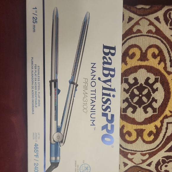 BaBylissPRO Nano Titanium Flat Iron